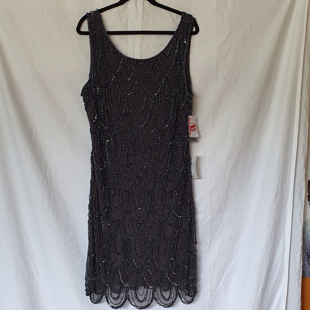 Nwt Pisarro Beaded grey dress with scalloped hem